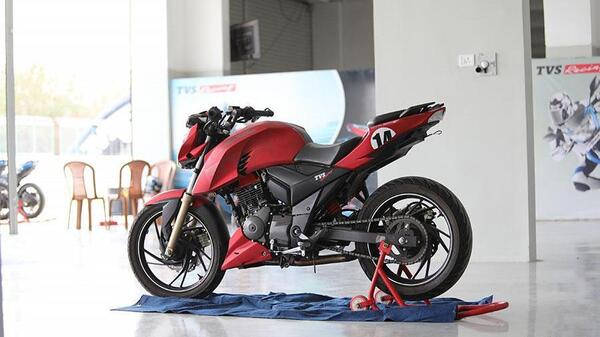 عکس موتور tvs 150