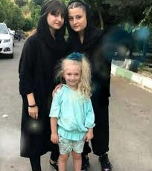 عکس های عاشقانه سارا و نیکا