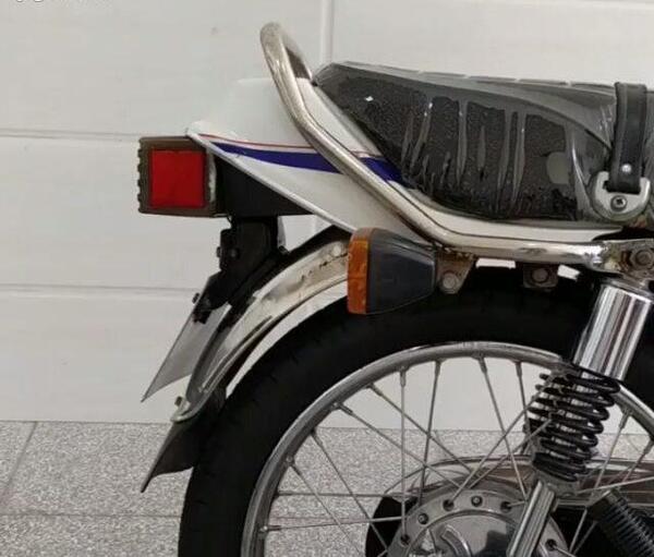 عکس موتور kmx 125