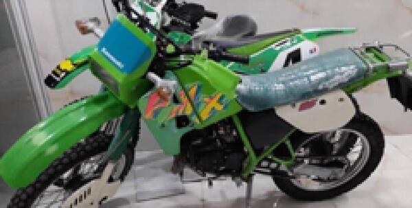 عکس موتور kmx 125