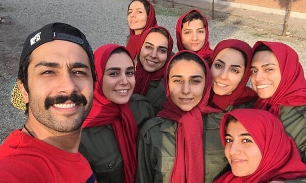 عکس نامزد حسین مهری