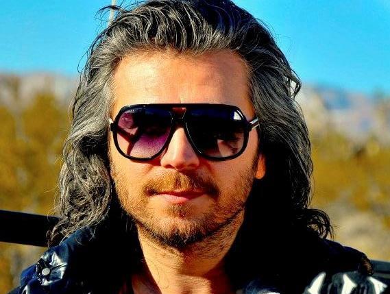 عکس مادر منصور خواننده