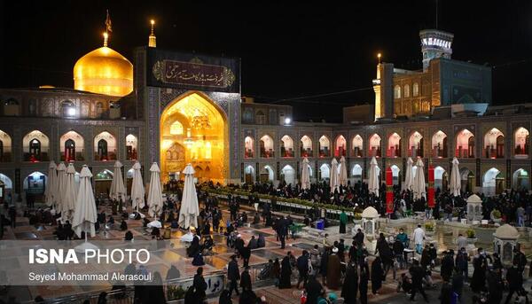 عکس حرم امام رضا در شب شهادت