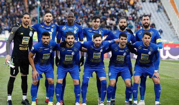 عکس فوتبال استقلال و پرسپولیس