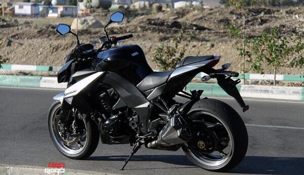 عکس موتور z1000