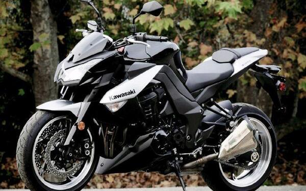 عکس موتور z1000