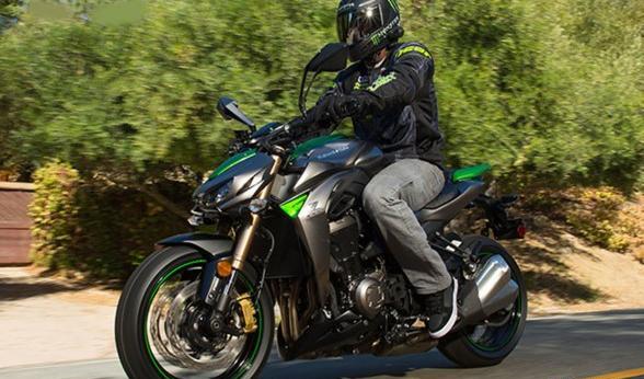 عکس موتور z1000