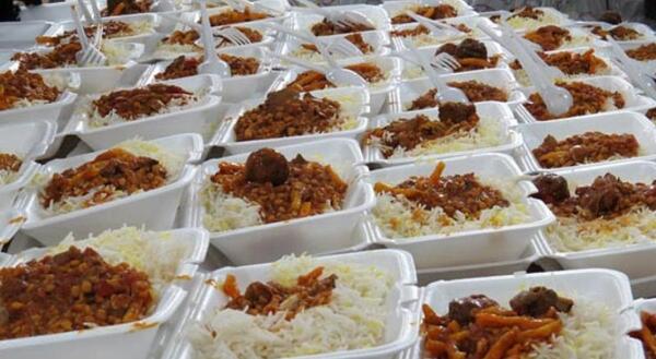 عکس غذا تو ظرف یکبار مصرف