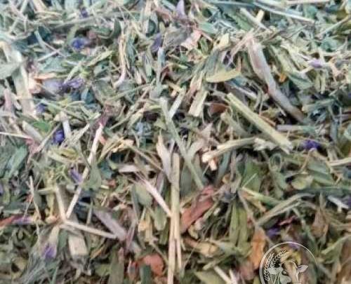عکس یونجه خرد شده