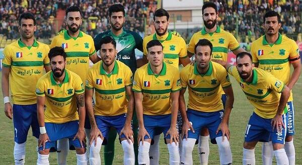 عکس تیم فوتبال صنعت نفت آبادان