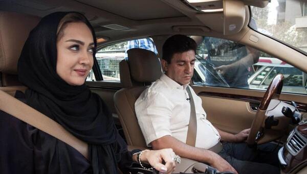 عکس ماشین حاج محمود کریمی