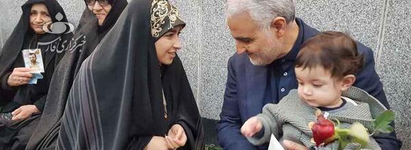 عکس شهید دختر