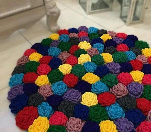عکس فرشینه با پوم پوم