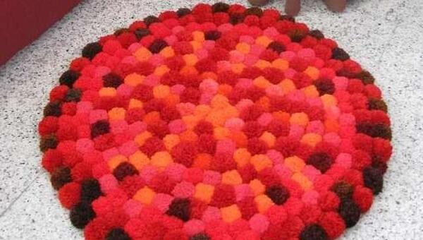 عکس فرشینه با پوم پوم