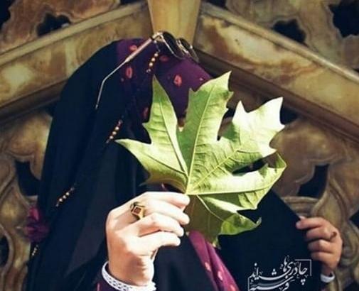 عکس دختر چادری از نیم رخ