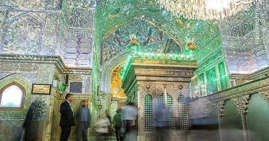 عکس شاه در شاهچراغ