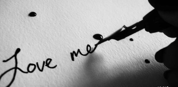 عکس عاشقانه قلب سیاه سفید