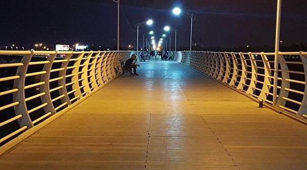 عکس شب پل طبیعت
