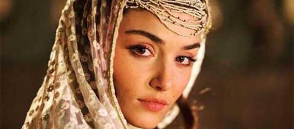 عکس هانده با حجاب