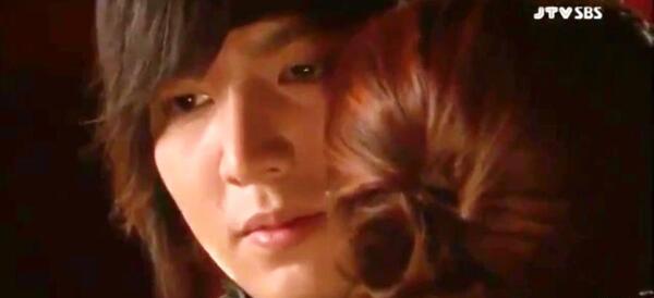 عکس عاشقانه چویونگ و پزشک اعظم