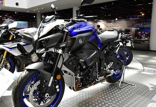 عکس موتور mt 10