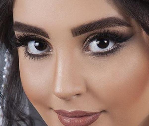عکس آرایش صورت با حجاب