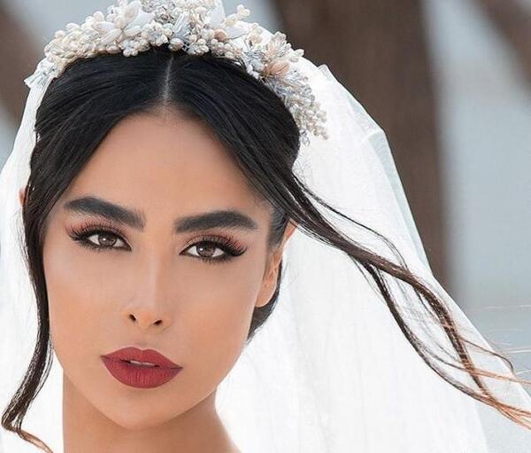 عکس آرایش صورت با حجاب