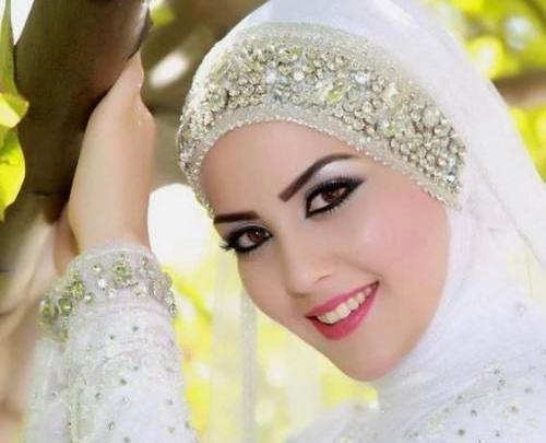 عکس آرایش صورت با حجاب