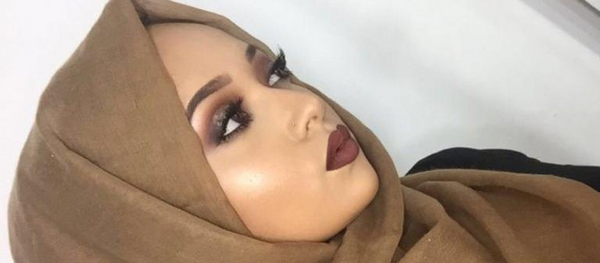 عکس آرایش صورت با حجاب