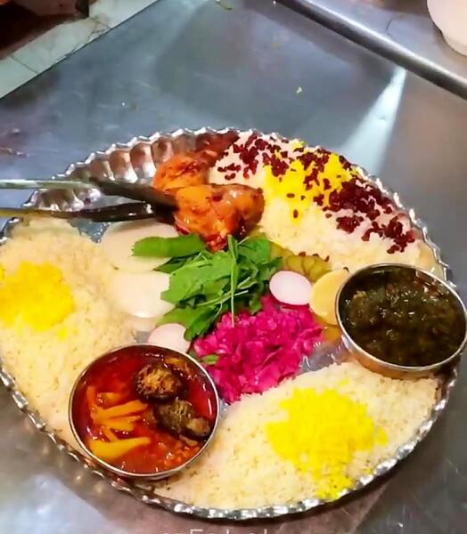 عکس غذا تو سینی مسی