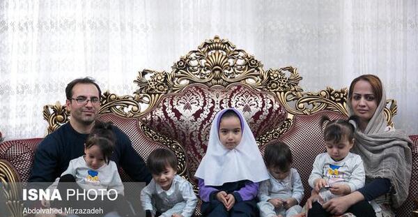 عکس دو مادر ویک فرزند