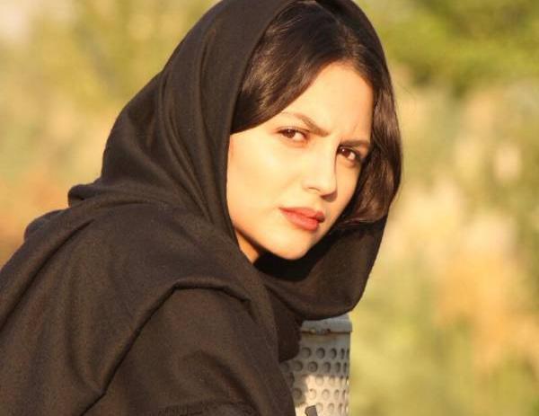 عکس یلدا در خانه امن
