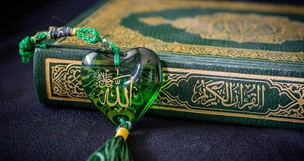 عکس قران کریم و تسبیح