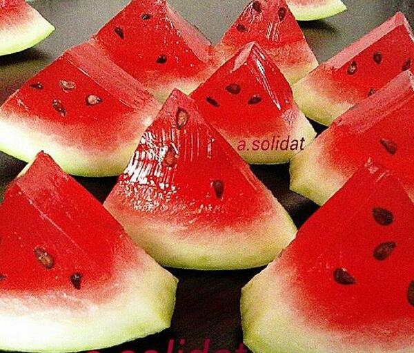 عکس ژله هندوانه ساده