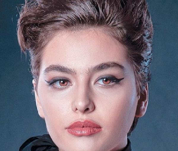 عکس بی آرایش ریحانه پارسا