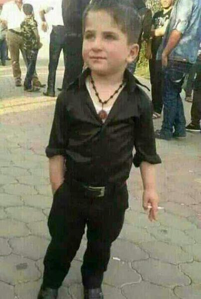 عکس بچه ی وحید مرادی