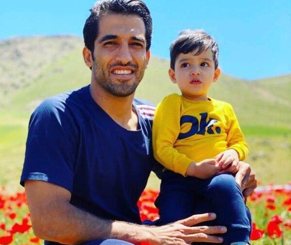 عکس بچه ی وحید مرادی