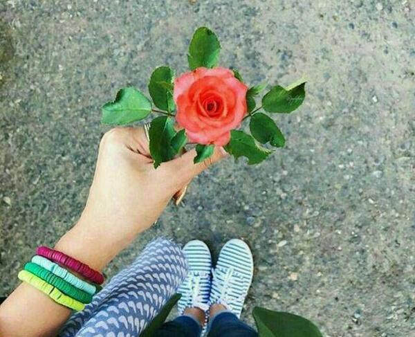 عکس خاص دست دختر