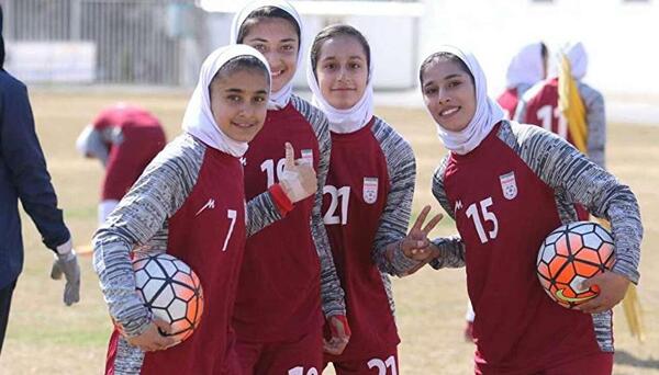 عکس فوتبال دخترانه
