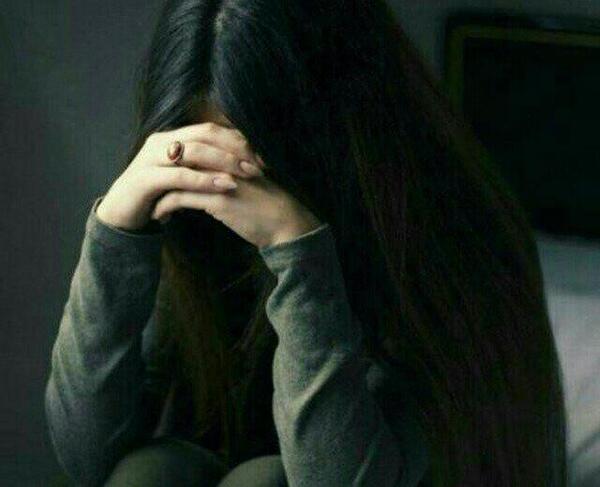 عکس دختر تنها افسرده