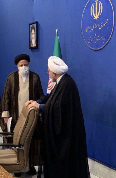 عکس رئیسی و روحانی