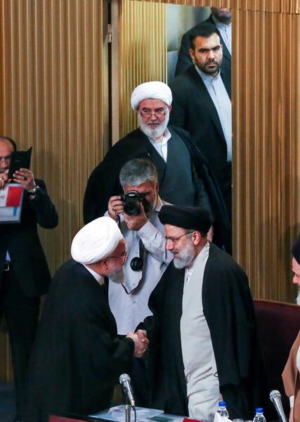 عکس رئیسی و روحانی