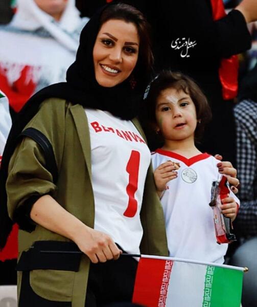 عکس زن علیرضا منصوریان