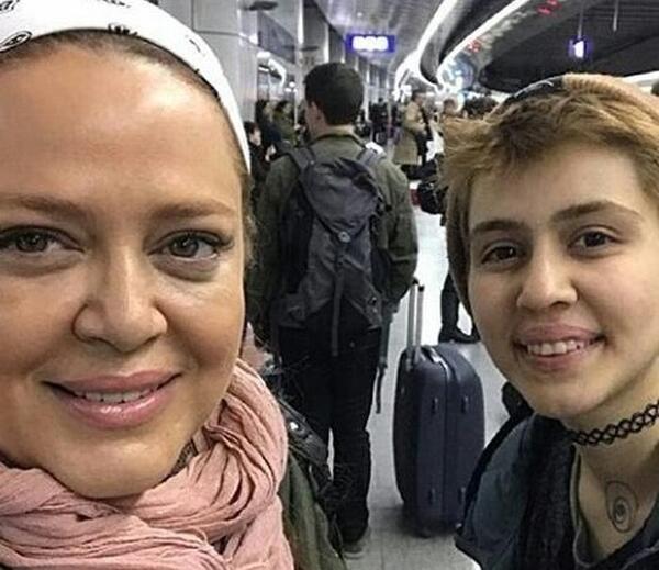 عکس دختر تیپ اسپرت ایرانی