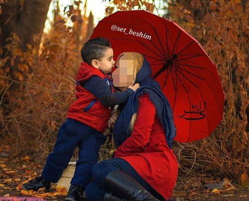 عکس مادر دختری پاییزی