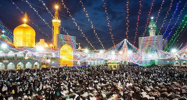 عکس حرم امام رضا در شب تولدش