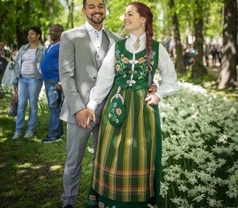 عکس عروس لباس محلی