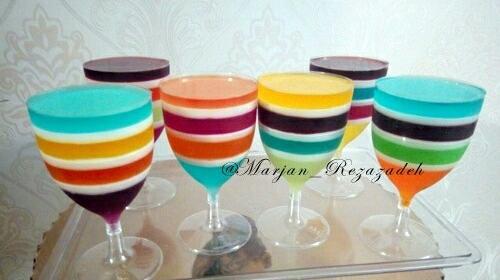 عکس ژله رنگین کمان در جام