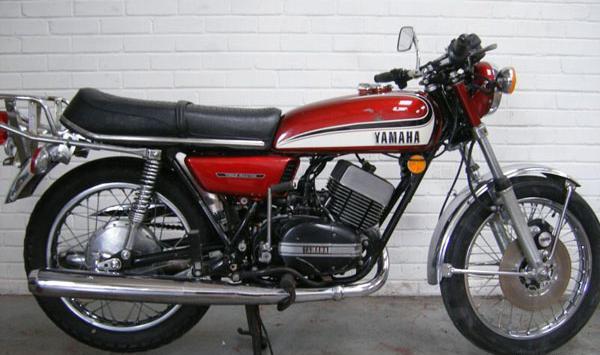 عکس موتور yamaha 200
