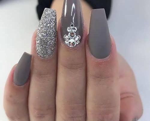 عکس ناخن اکلیلی